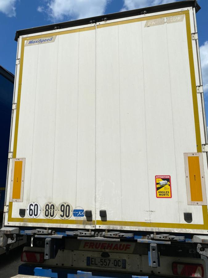 Fruehauf - Semirimorchio centinato: foto 3 Fruehauf - Semirimorchio centinato: foto 3
