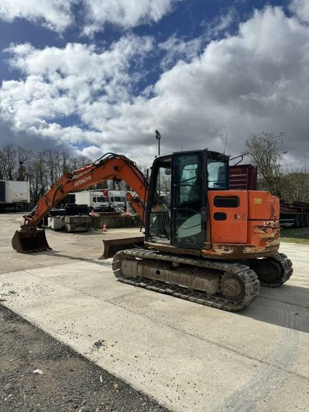 Hitachi ZX85USB-5A - Escavatore cingolato: foto 1 Hitachi ZX85USB-5A - Escavatore cingolato: foto 1