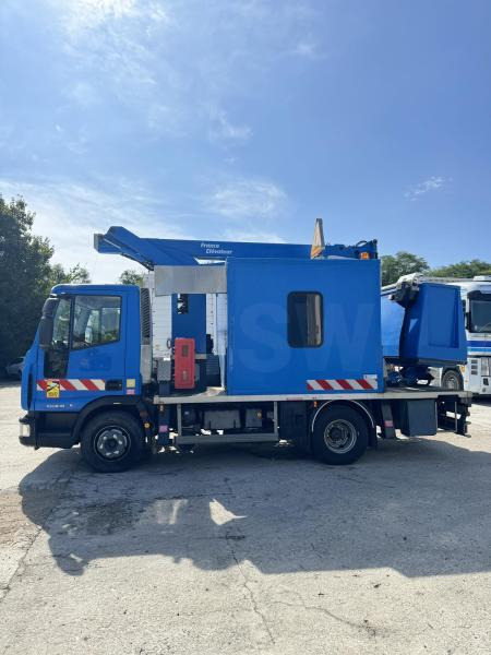 Iveco Eurocargo 100E18 - Piattaforma autocarrata: foto 5 Iveco Eurocargo 100E18 - Piattaforma autocarrata: foto 5