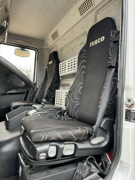 Iveco Eurocargo 160E30 - Autocarro frigorifero: foto 3 Iveco Eurocargo 160E30 - Autocarro frigorifero: foto 3