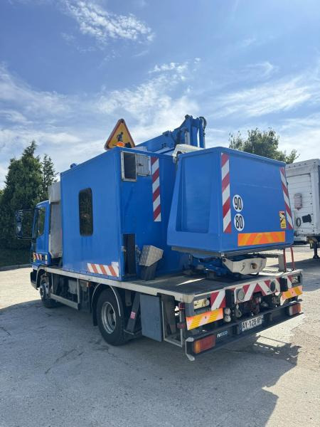 Iveco Eurocargo 160E30 - Piattaforma autocarrata: foto 4 Iveco Eurocargo 160E30 - Piattaforma autocarrata: foto 4
