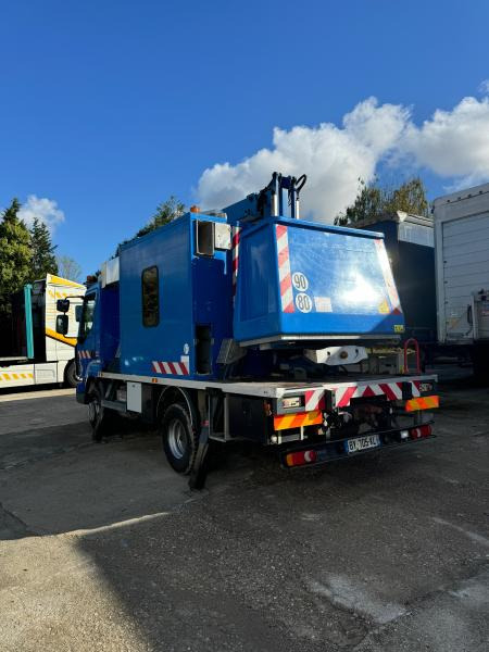 Renault Midlum 180 - Piattaforma autocarrata: foto 5 Renault Midlum 180 - Piattaforma autocarrata: foto 5