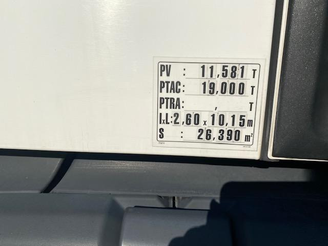 Scania 320 - Autocarro frigorifero: foto 2 Scania 320 - Autocarro frigorifero: foto 2