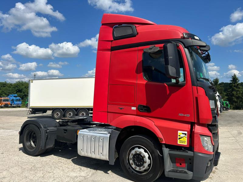 Mercedes Actros 1845 - Trattore stradale: foto 5 Mercedes Actros 1845 - Trattore stradale: foto 5