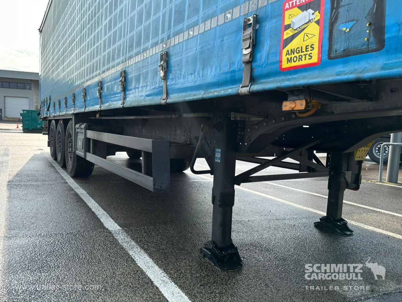 SCHMITZ Curtainsider Standard - Semirimorchio centinato: foto 4 SCHMITZ Curtainsider Standard - Semirimorchio centinato: foto 4