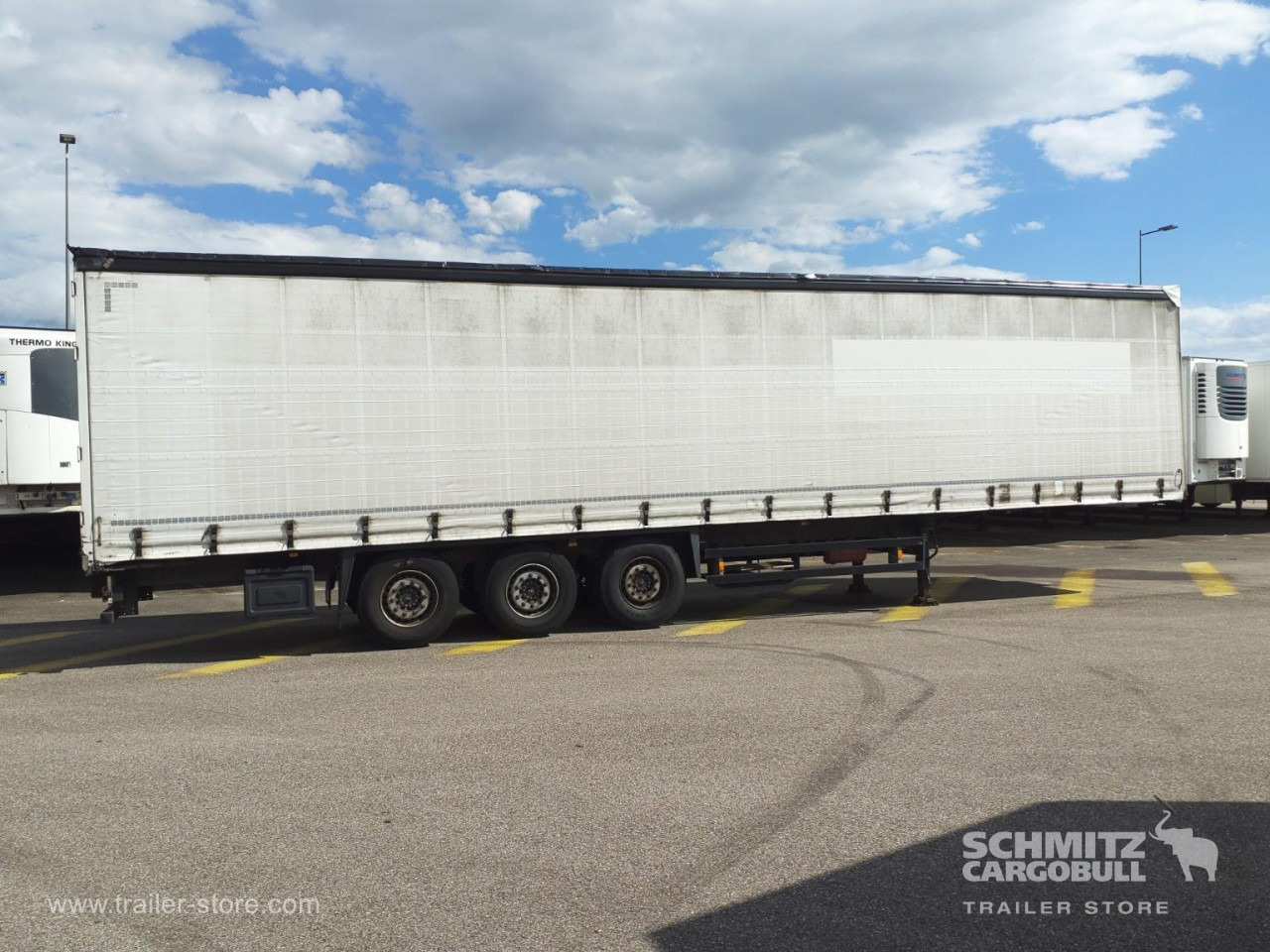 SCHMITZ Curtainsider Standard - Semirimorchio centinato: foto 2 SCHMITZ Curtainsider Standard - Semirimorchio centinato: foto 2
