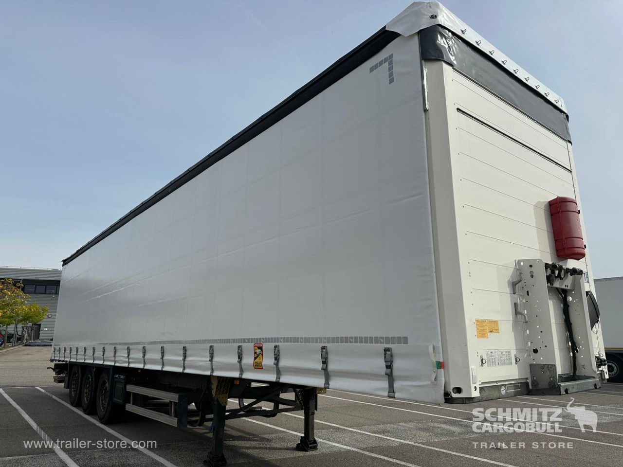 SCHMITZ Curtainsider Standard Taillift - Semirimorchio centinato: foto 1 SCHMITZ Curtainsider Standard Taillift - Semirimorchio centinato: foto 1