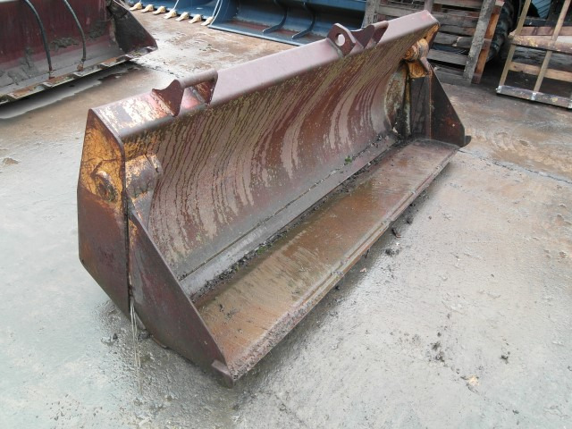 Case 580 - Benna per pala: foto 2 Case 580 - Benna per pala: foto 2