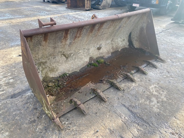 Case 580 - Benna per pala: foto 2 Case 580 - Benna per pala: foto 2