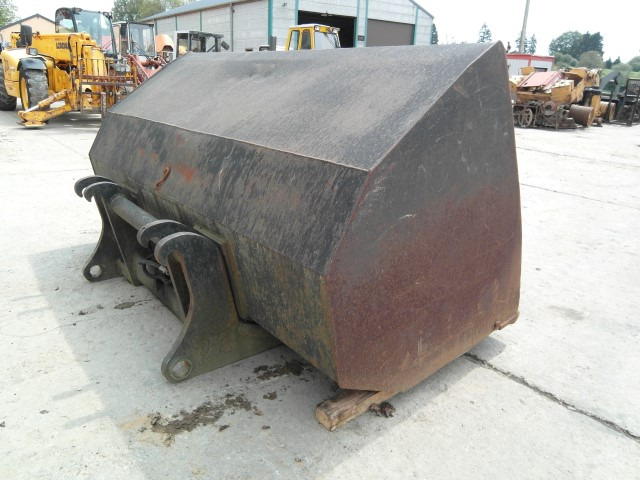 Case - Benna per pala: foto 3 Case - Benna per pala: foto 3