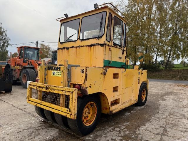 Hamm GRW 15 - Rullo gommato: foto 3 Hamm GRW 15 - Rullo gommato: foto 3