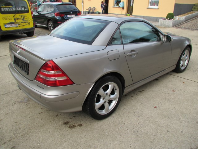 Mercedes SLK 200 - Autovettura: foto 3 Mercedes SLK 200 - Autovettura: foto 3
