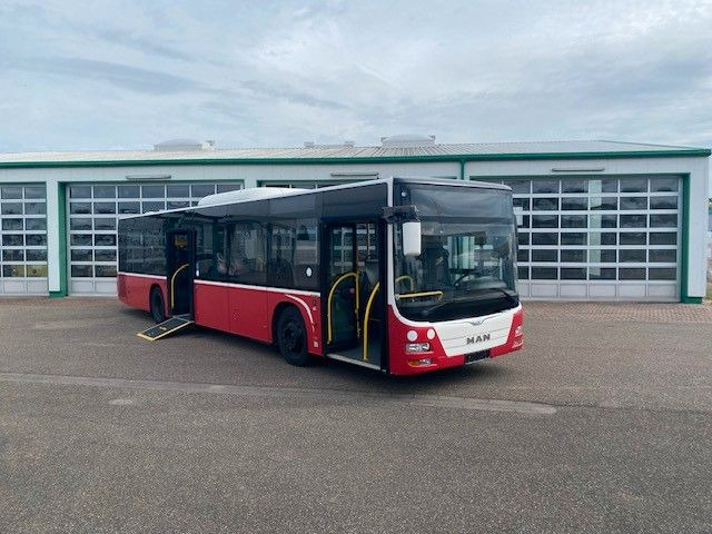MAN A 21 Lions City KLIMA EURO 6 ZF EcoLife 2x - Autobus urbano: foto 3 MAN A 21 Lions City KLIMA EURO 6 ZF EcoLife 2x - Autobus urbano: foto 3