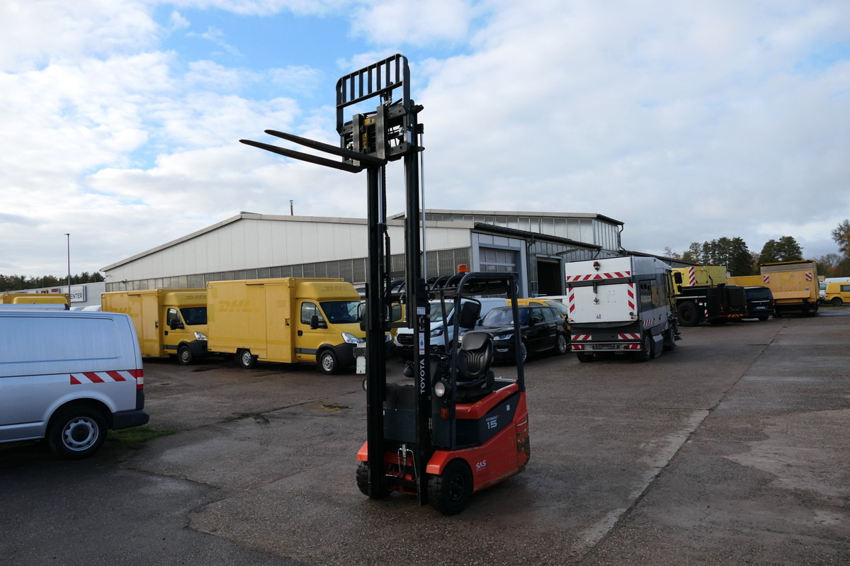 TOYOTA 7FBEST 15 Elektro Batterie 24/2018 3-Rad - Altra macchina: foto 1 TOYOTA 7FBEST 15 Elektro Batterie 24/2018 3-Rad - Altra macchina: foto 1