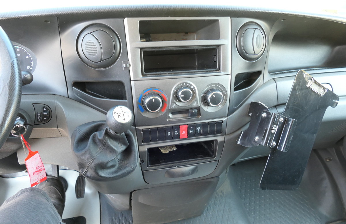 Furgone box IVECO Daily 35 S11 C30C AUTOMATIK KAMERA MAXI Regale L: foto 10