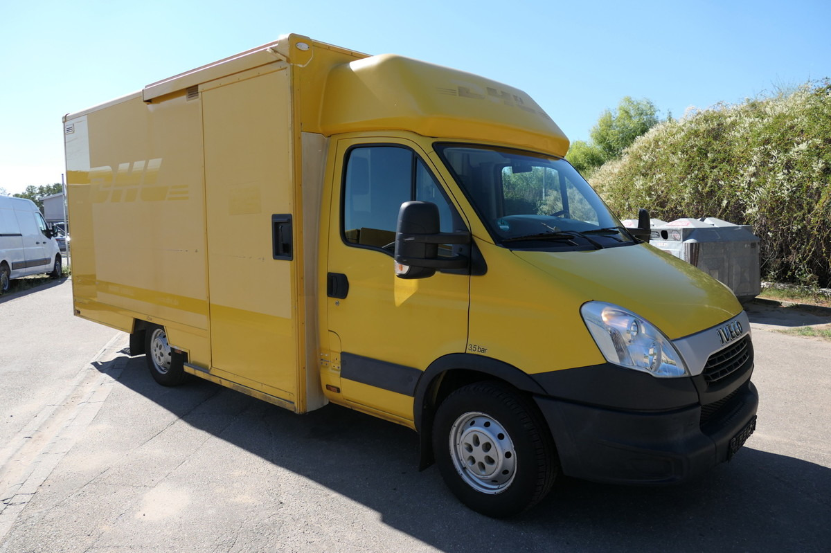 IVECO Daily 35 S11 C30C AUTOMATIK KAMERA Regale LUFT D - Furgone box: foto 2 IVECO Daily 35 S11 C30C AUTOMATIK KAMERA Regale LUFT D - Furgone box: foto 2