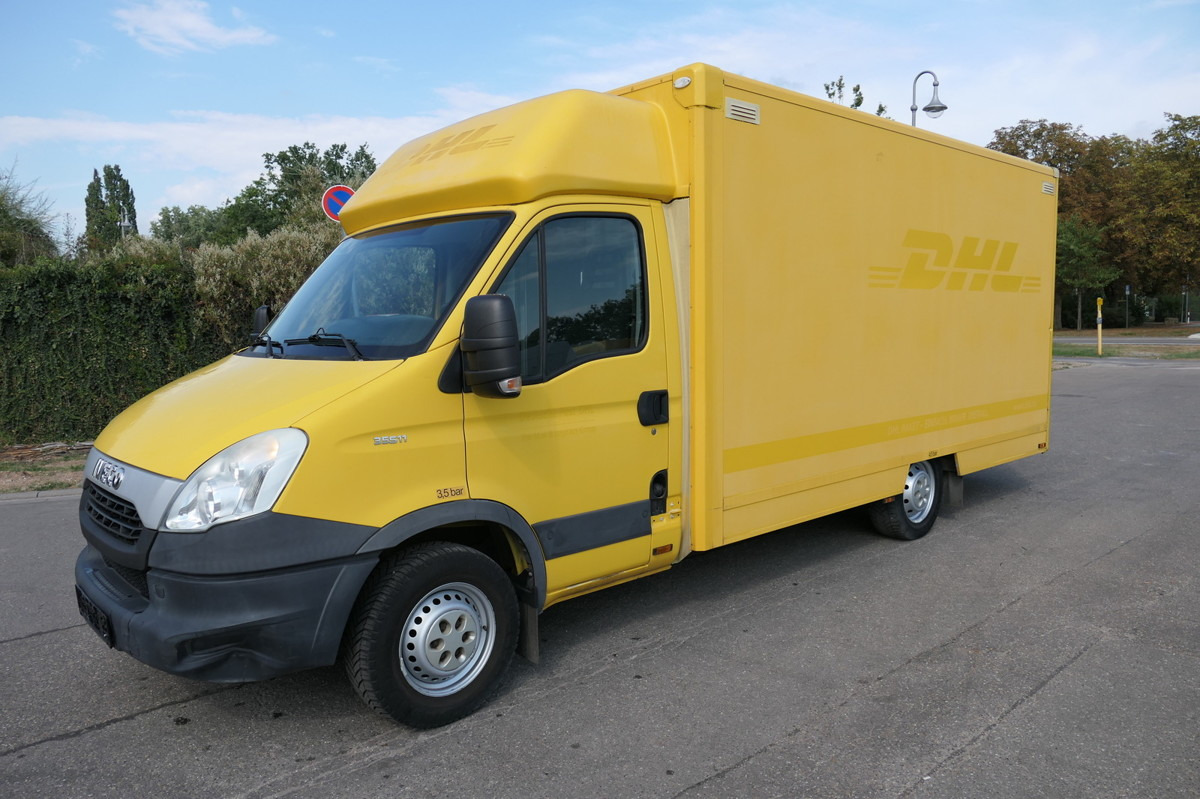 IVECO Daily 35 S11 C30C AUTOMATIK KAMERA Regale LUFT D - Furgone box: foto 1 IVECO Daily 35 S11 C30C AUTOMATIK KAMERA Regale LUFT D - Furgone box: foto 1