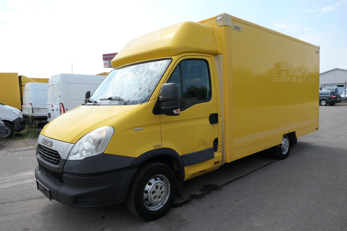 IVECO Daily 35 S11 C30C AUTOMATIK KAMERA Regale LUFT D - Furgone box: foto 2 IVECO Daily 35 S11 C30C AUTOMATIK KAMERA Regale LUFT D - Furgone box: foto 2