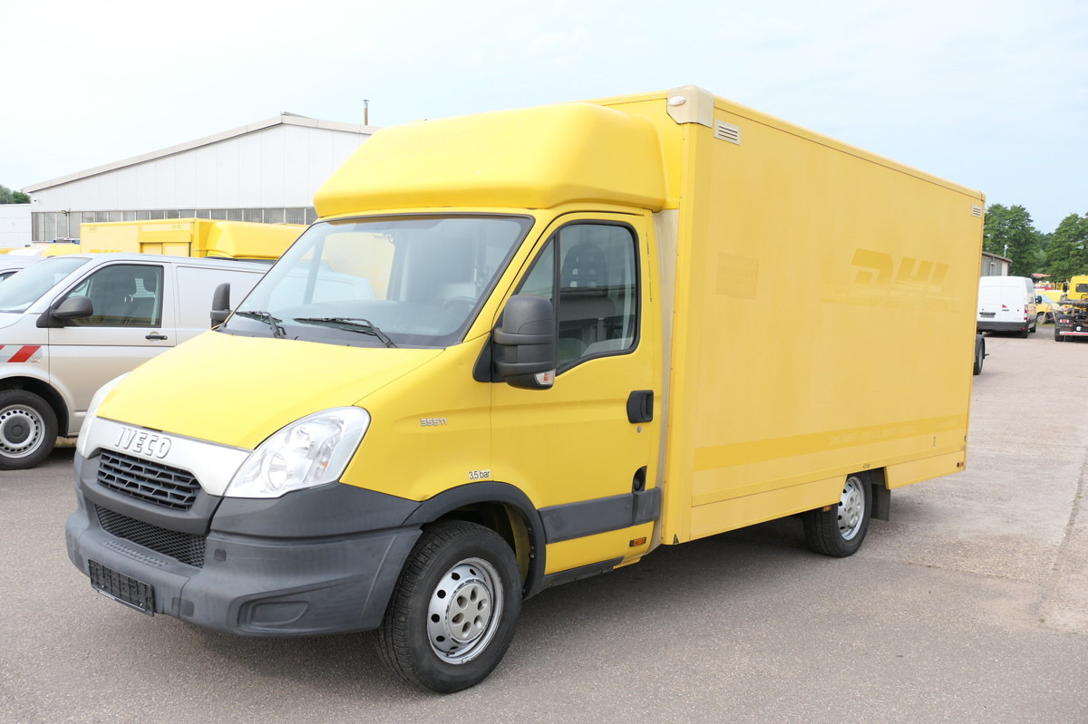 IVECO Daily 35 S11 C30C AUTOMATIK KAMERA Regale LUFT D - Furgone box: foto 1 IVECO Daily 35 S11 C30C AUTOMATIK KAMERA Regale LUFT D - Furgone box: foto 1