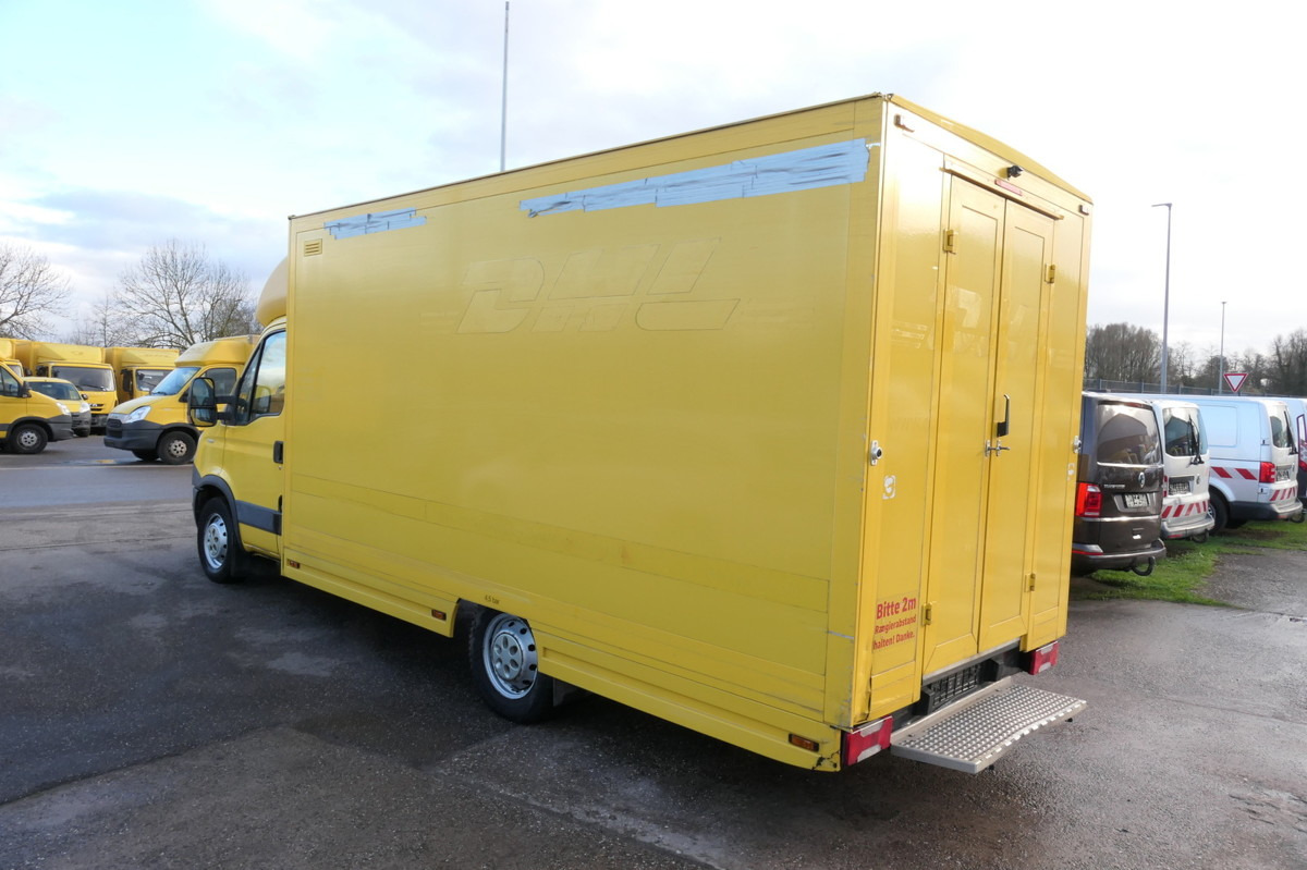 IVECO Daily 35 S11 C30C AUTOMATIK KAMERA Regale LUFT D - Furgone box: foto 4 IVECO Daily 35 S11 C30C AUTOMATIK KAMERA Regale LUFT D - Furgone box: foto 4