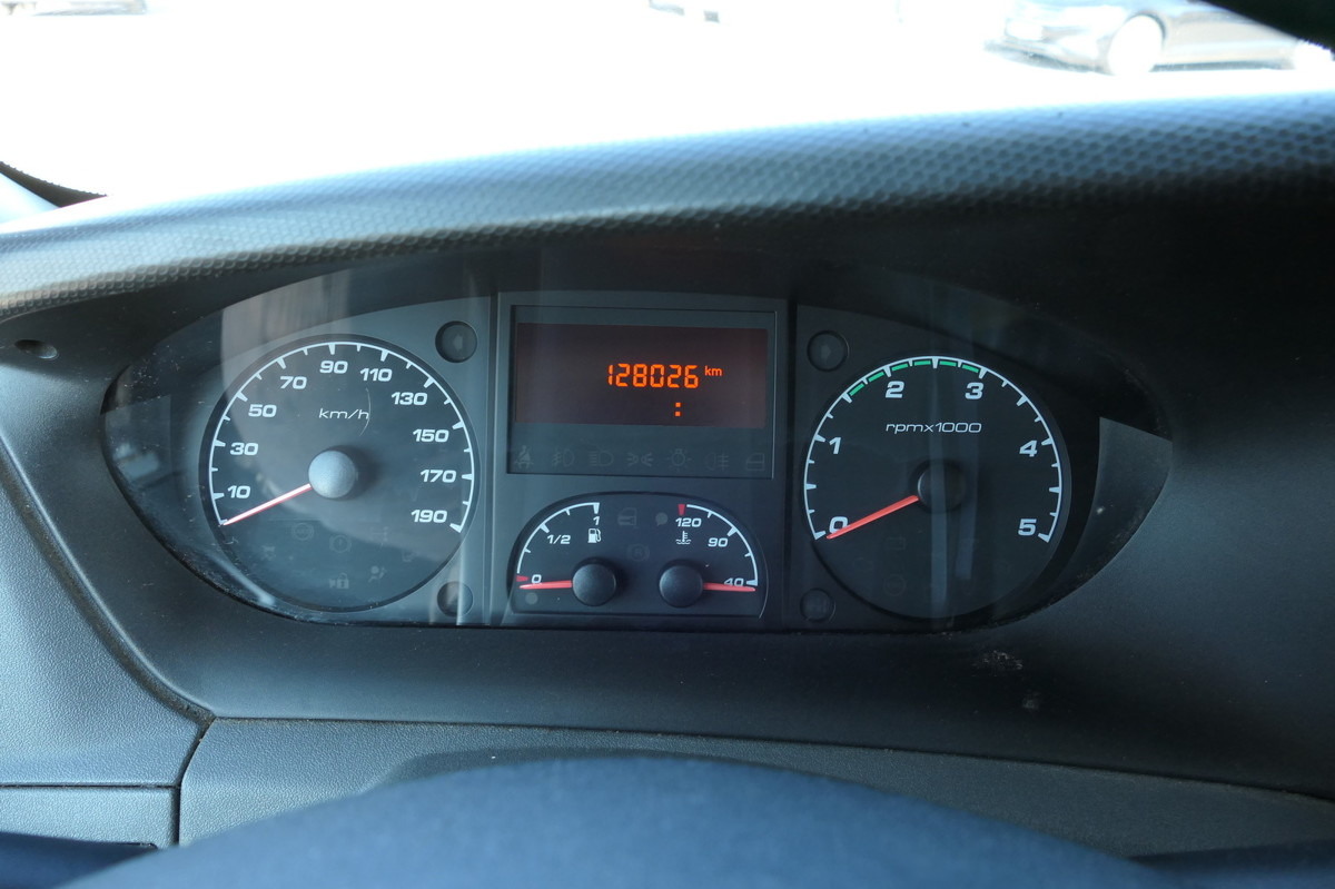 Furgone box IVECO Daily 35 S11 C30C AUTOMATIK KAMERA Regale LUFT D: foto 12