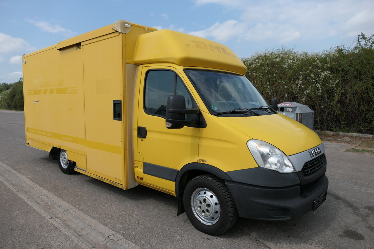 IVECO Daily 35 S11 C30C AUTOMATIK KAMERA Regale LUFT D - Furgone box: foto 1 IVECO Daily 35 S11 C30C AUTOMATIK KAMERA Regale LUFT D - Furgone box: foto 1