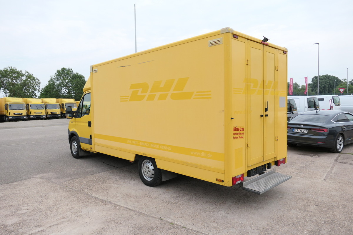 IVECO Daily 35 S11 C30C AUTOMATIK KAMERA Regale LUFT D - Furgone box: foto 4 IVECO Daily 35 S11 C30C AUTOMATIK KAMERA Regale LUFT D - Furgone box: foto 4