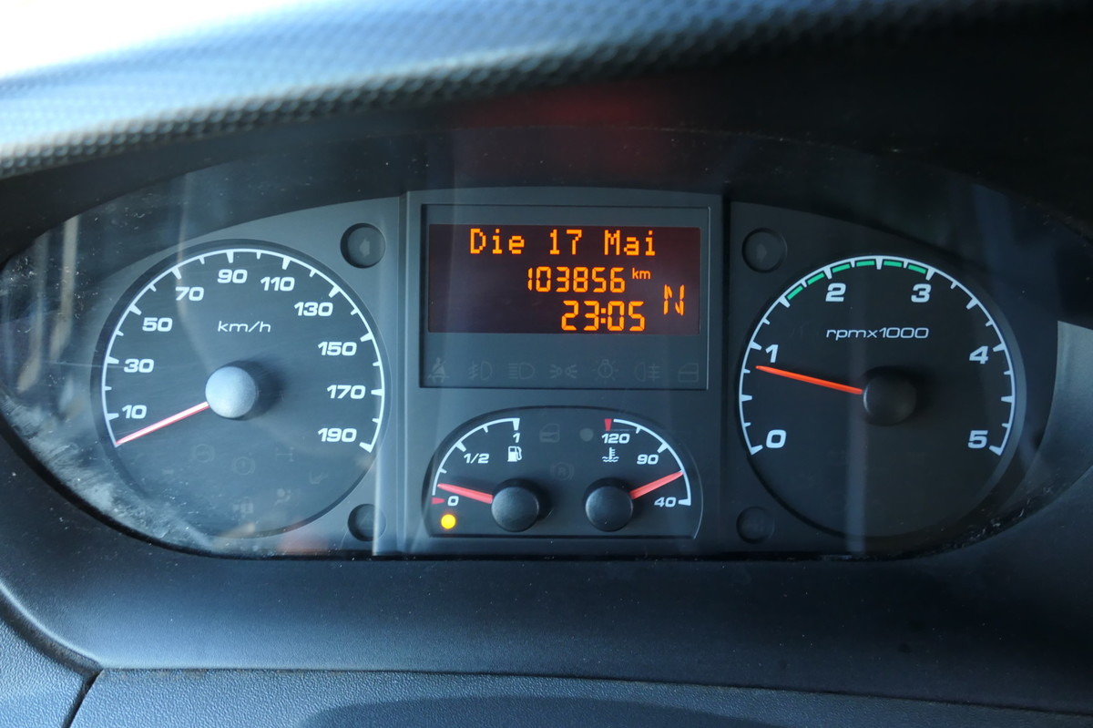 Furgone box IVECO Daily 35 S11 C30C AUTOMATIK KAMERA Regale LUFT D: foto 12 Furgone box IVECO Daily 35 S11 C30C AUTOMATIK KAMERA Regale LUFT D: foto 12