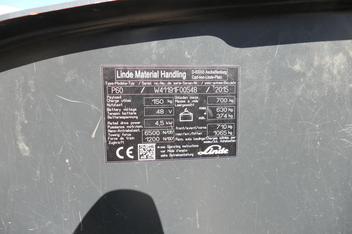 Trattore elettrico LINDE P 60 Z Schlepper Batterie 16/2019 3-Rad: foto 8 Trattore elettrico LINDE P 60 Z Schlepper Batterie 16/2019 3-Rad: foto 8