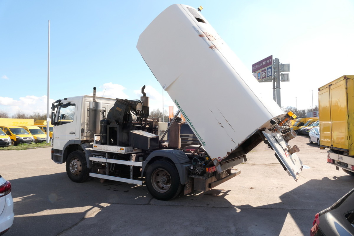 MERCEDES-BENZ Atego 1518 LKO 4x2 - Spazzatrice stradale: foto 2 MERCEDES-BENZ Atego 1518 LKO 4x2 - Spazzatrice stradale: foto 2