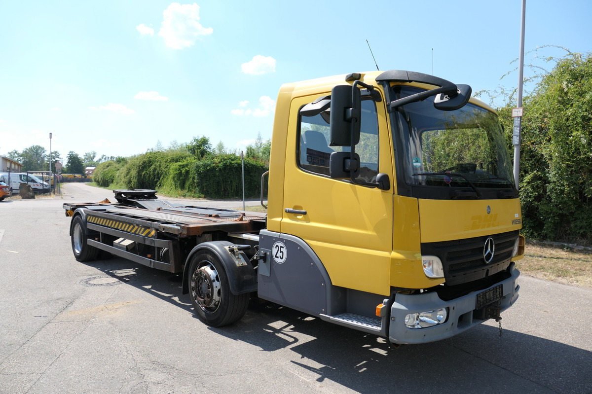 MERCEDES-BENZ KAMAG WBH 25 Wiesel Terberg Umsetzfahrz. Sattelk - Autocarro portacontainer/ Caisse interchangeable: foto 1 MERCEDES-BENZ KAMAG WBH 25 Wiesel Terberg Umsetzfahrz. Sattelk - Autocarro portacontainer/ Caisse interchangeable: foto 1