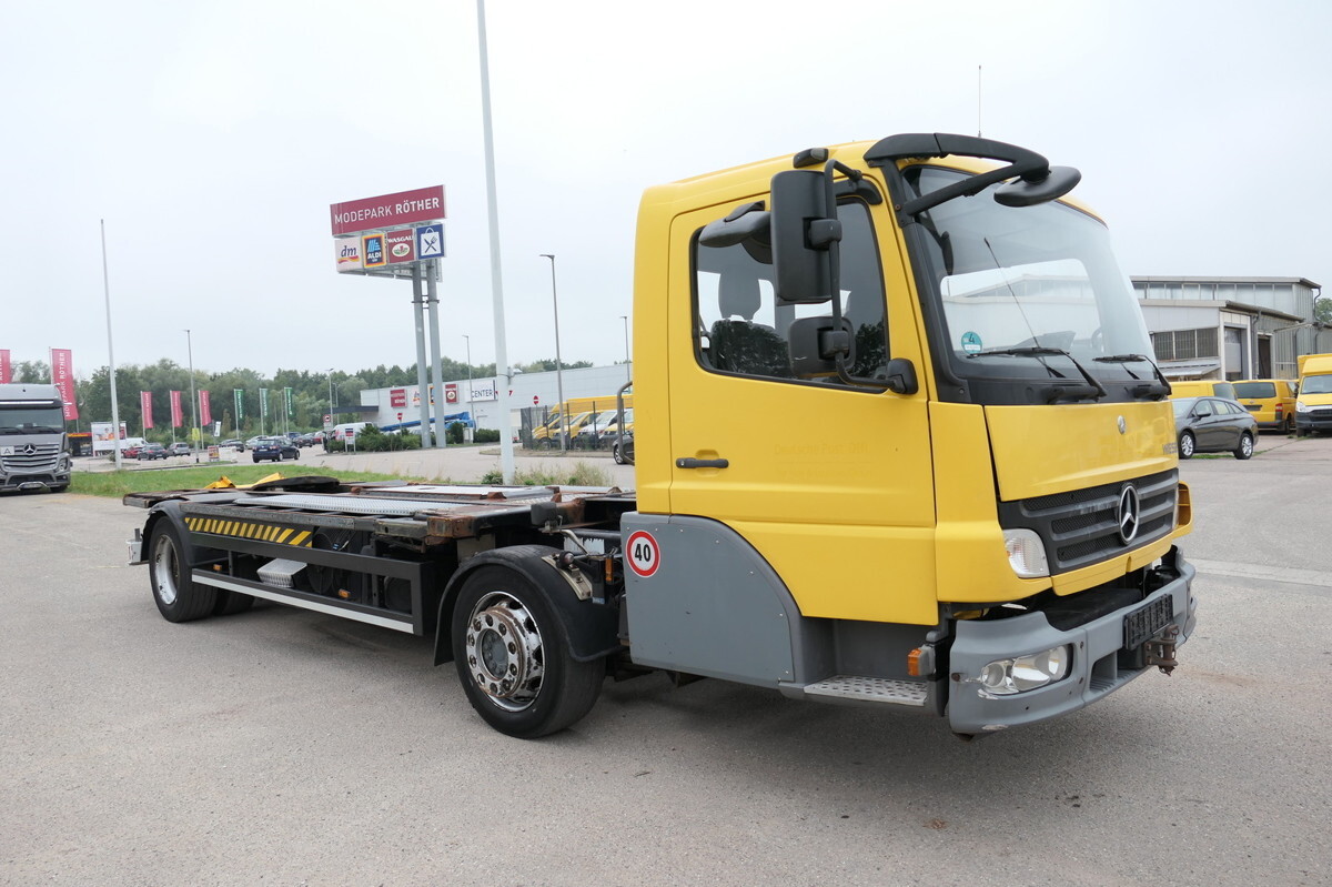 MERCEDES-BENZ KAMAG WBH 25 Wiesel Terberg Umsetzfahrz. Sattelk - Autocarro portacontainer/ Caisse interchangeable: foto 2 MERCEDES-BENZ KAMAG WBH 25 Wiesel Terberg Umsetzfahrz. Sattelk - Autocarro portacontainer/ Caisse interchangeable: foto 2