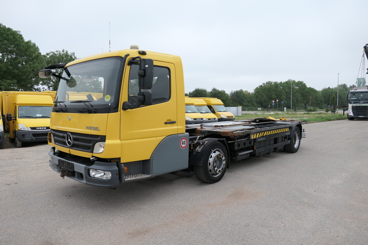MERCEDES-BENZ KAMAG WBH 25 Wiesel Terberg Umsetzfahrz. Sattelk - Autocarro portacontainer/ Caisse interchangeable: foto 3 MERCEDES-BENZ KAMAG WBH 25 Wiesel Terberg Umsetzfahrz. Sattelk - Autocarro portacontainer/ Caisse interchangeable: foto 3