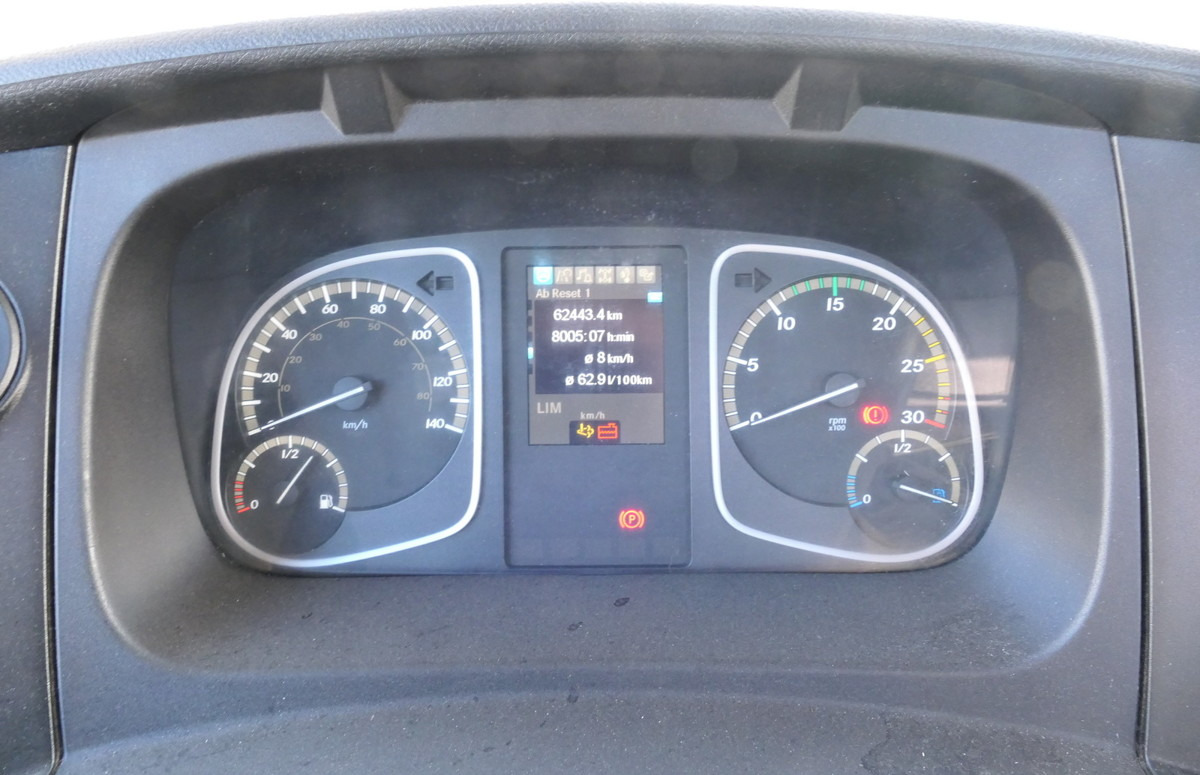 Leasing di MERCEDES-BENZ Kamag Wiesel WBH 25 E4-D MERCEDES-BENZ Kamag Wiesel WBH 25 E4-D: foto 19