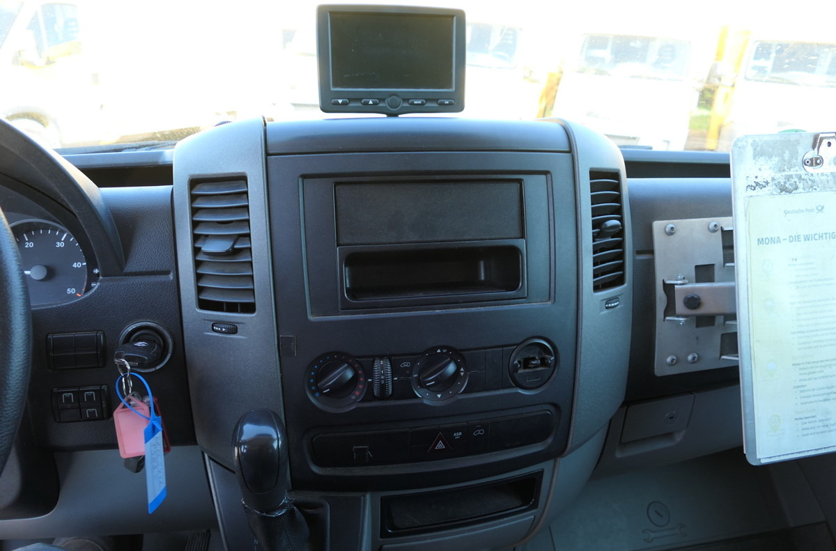Leasing di MERCEDES-BENZ SPRINTER 310 CDI MAXI EURO-5 KOFFER REGALE KAMER MERCEDES-BENZ SPRINTER 310 CDI MAXI EURO-5 KOFFER REGALE KAMER: foto 12