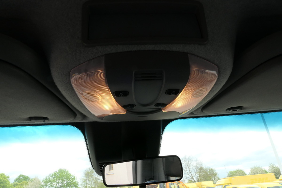 Ambulanza MERCEDES-BENZ Sprinter 519 CDI Klima Krankenwagen: foto 18 Ambulanza MERCEDES-BENZ Sprinter 519 CDI Klima Krankenwagen: foto 18