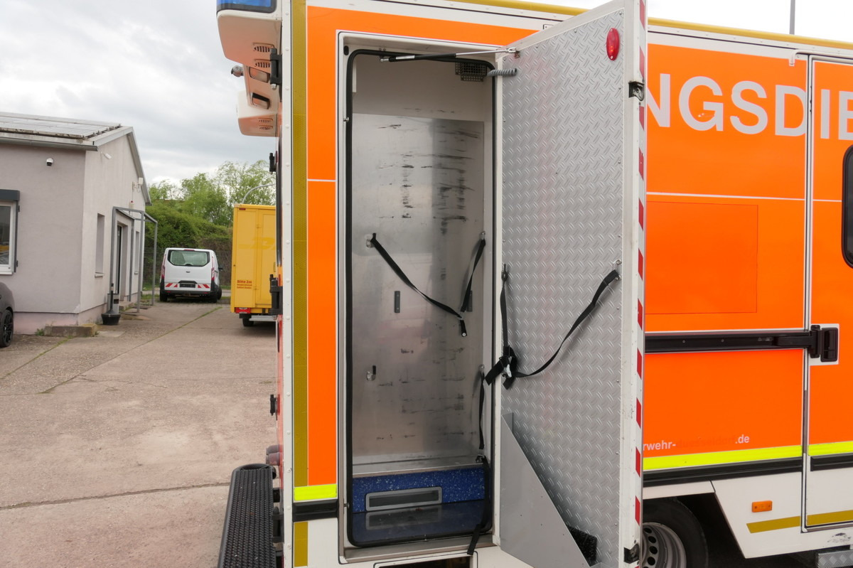 Ambulanza MERCEDES-BENZ Sprinter 519 CDI Klima Krankenwagen: foto 11 Ambulanza MERCEDES-BENZ Sprinter 519 CDI Klima Krankenwagen: foto 11
