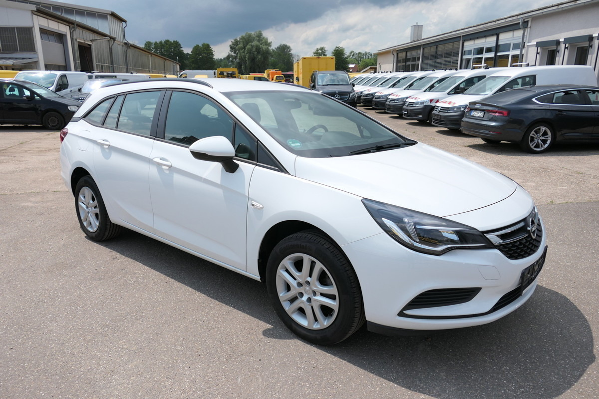 OPEL Astra K 1.4 Turbo CNG Edition Klima COC - Autovettura: foto 2 OPEL Astra K 1.4 Turbo CNG Edition Klima COC - Autovettura: foto 2