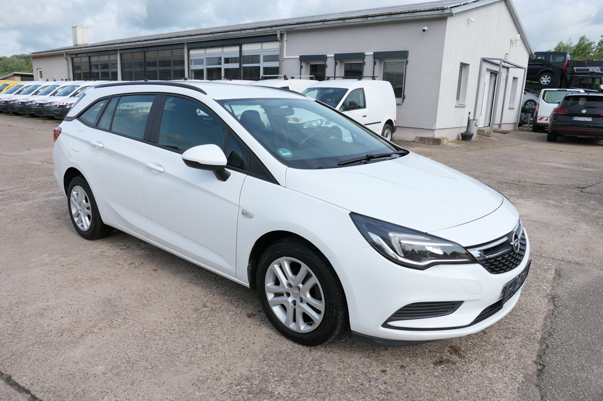 OPEL Astra K 1.6 CDTI Edition S/S KLIMA - Autovettura: foto 2 OPEL Astra K 1.6 CDTI Edition S/S KLIMA - Autovettura: foto 2