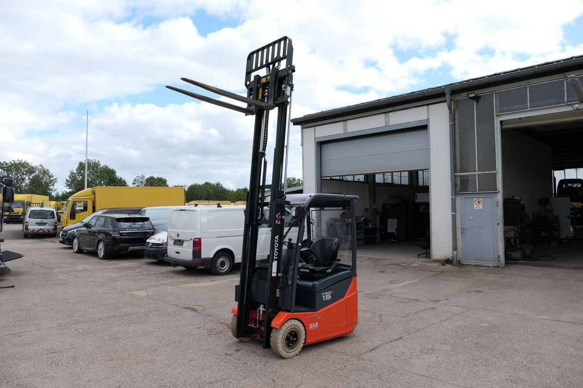 TOYOTA 7 FBEST 15 - Carrello elevatore elettrico: foto 1 TOYOTA 7 FBEST 15 - Carrello elevatore elettrico: foto 1