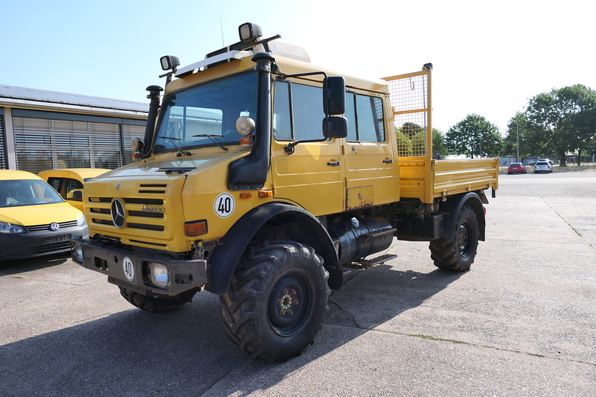 UNIMOG U4000 437/25 DoKa EURO-5 - Autocarro con pianale/ Cassone fisso, Veicolo speciale/ Comunale: foto 1 UNIMOG U4000 437/25 DoKa EURO-5 - Autocarro con pianale/ Cassone fisso, Veicolo speciale/ Comunale: foto 1