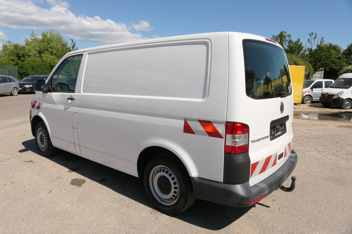 VW T5 2.0 TDI 4Motion 3-Sitzer KLIMA AHK Werkstatte - Furgone chiuso: foto 5 VW T5 2.0 TDI 4Motion 3-Sitzer KLIMA AHK Werkstatte - Furgone chiuso: foto 5