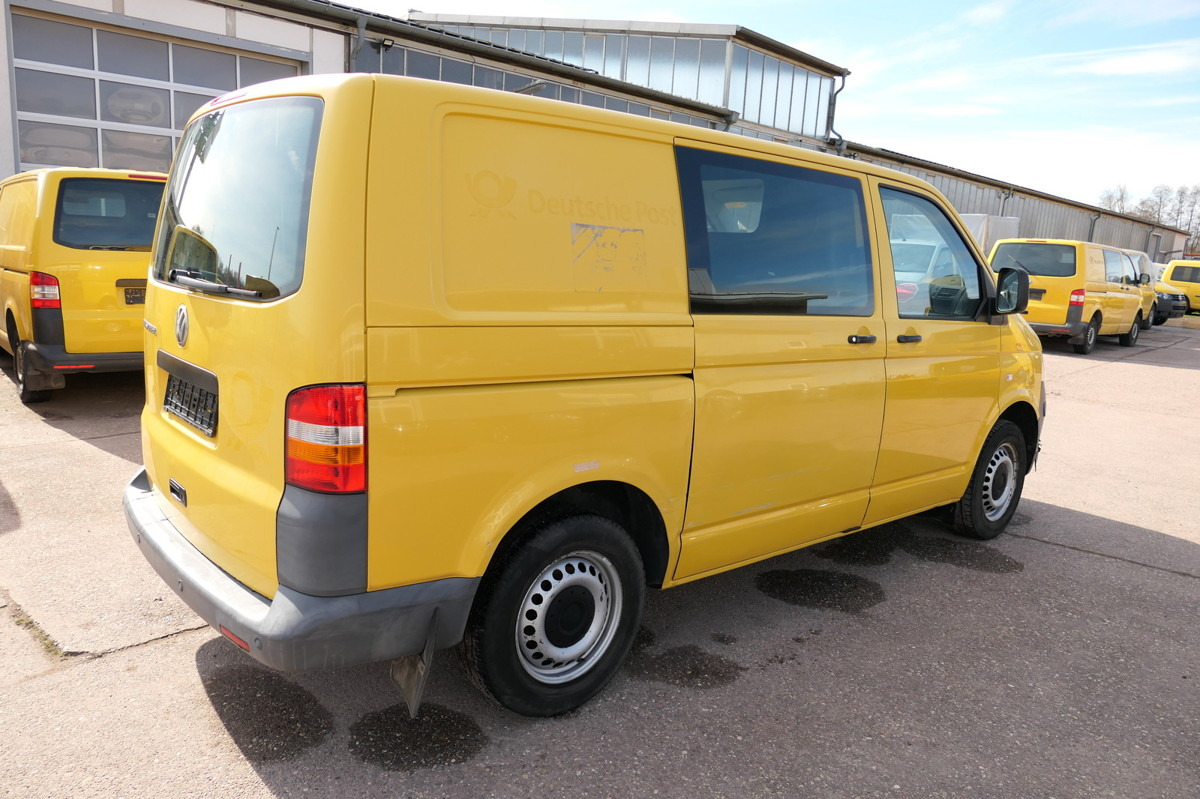 VW T5 Transporter 1.9 TDI PARKTRONIK 2xSCHIEBETÜR - Furgoncino: foto 4 VW T5 Transporter 1.9 TDI PARKTRONIK 2xSCHIEBETÜR - Furgoncino: foto 4