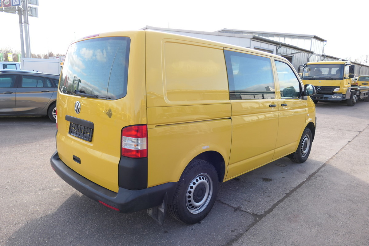 VW T5 Transporter 2.0 TDI EURO-5 CoC 2xSCHIEBETÜR P - Furgoncino: foto 4 VW T5 Transporter 2.0 TDI EURO-5 CoC 2xSCHIEBETÜR P - Furgoncino: foto 4