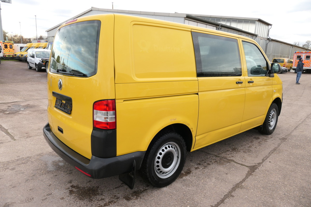 VW T5 Transporter 2.0 TDI EURO-5 CoC 2xSCHIEBETÜR P - Furgoncino: foto 4 VW T5 Transporter 2.0 TDI EURO-5 CoC 2xSCHIEBETÜR P - Furgoncino: foto 4