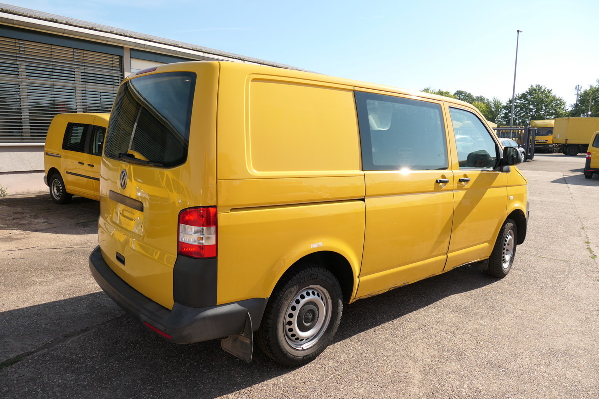 VW T5 Transporter 2.0 TDI EURO-5 CoC 2xSCHIEBETÜR P - Furgoncino: foto 4 VW T5 Transporter 2.0 TDI EURO-5 CoC 2xSCHIEBETÜR P - Furgoncino: foto 4
