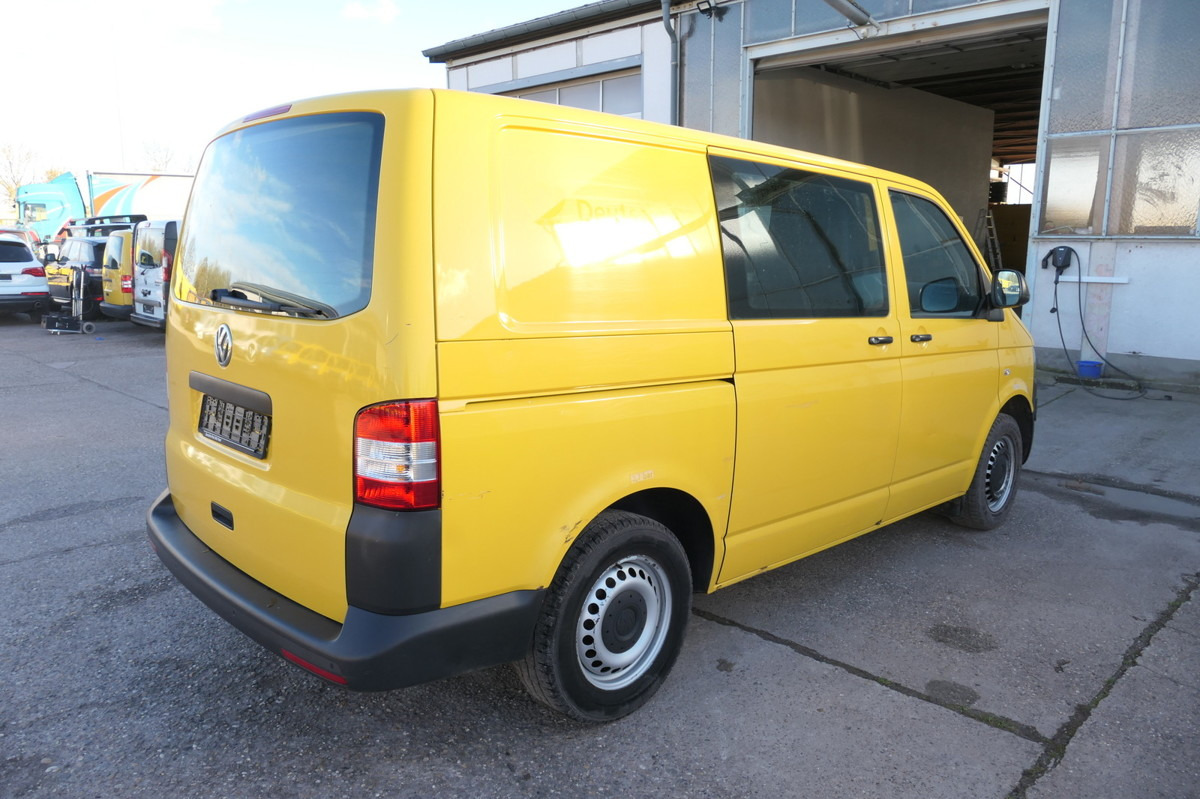 VW T5 Transporter 2.0 TDI EURO-5 CoC PARKTRONIK - Furgoncino: foto 4 VW T5 Transporter 2.0 TDI EURO-5 CoC PARKTRONIK - Furgoncino: foto 4