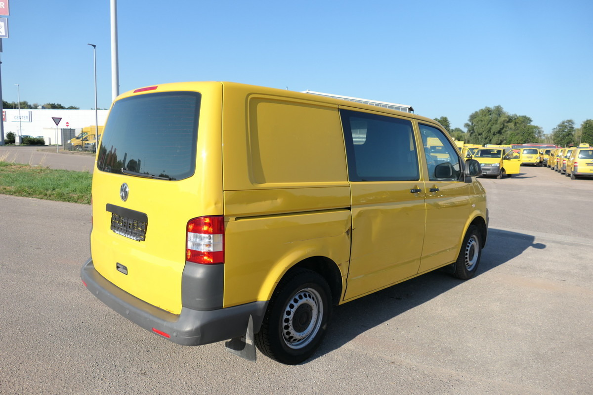VW T5 Transporter 2.0 TDI PARKTRONIK 2xSCHIEBETÜR C - Furgoncino: foto 4 VW T5 Transporter 2.0 TDI PARKTRONIK 2xSCHIEBETÜR C - Furgoncino: foto 4