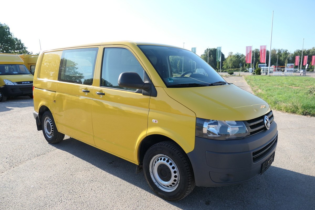 VW T5 Transporter 2.0 TDI PARKTRONIK 2xSCHIEBETÜR C - Furgoncino: foto 3 VW T5 Transporter 2.0 TDI PARKTRONIK 2xSCHIEBETÜR C - Furgoncino: foto 3