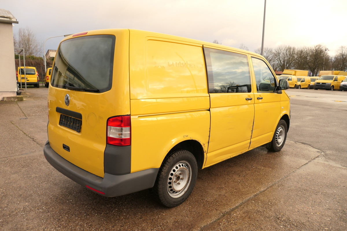VW T5 Transporter 2.0 TDI PARKTRONIK EURO-5 2xSCHIE - Furgoncino: foto 4 VW T5 Transporter 2.0 TDI PARKTRONIK EURO-5 2xSCHIE - Furgoncino: foto 4